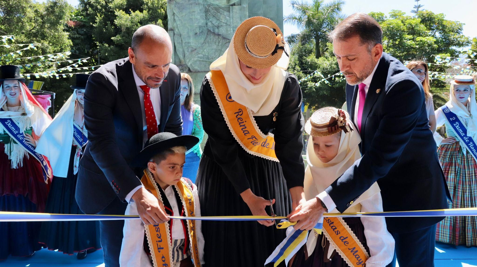 Inauguración de la exposición de flores y plantas del Parque García Sanabria