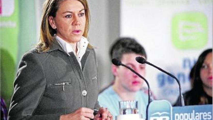 La secretària general del PP, María Dolores de Cospedal, en un acte amb les Noves Generacions del PP.