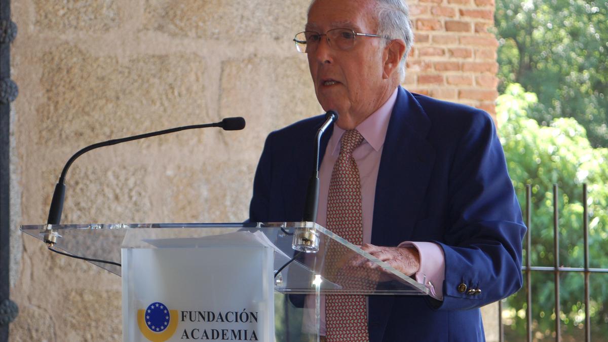 Marcelino Oreja, Premio Europeo &#039;Carlos V&#039; 2017 y Académico de Yuste