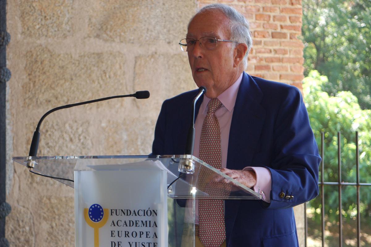 Marcelino Oreja, Premio Europeo 'Carlos V' 2017 y Académico de Yuste