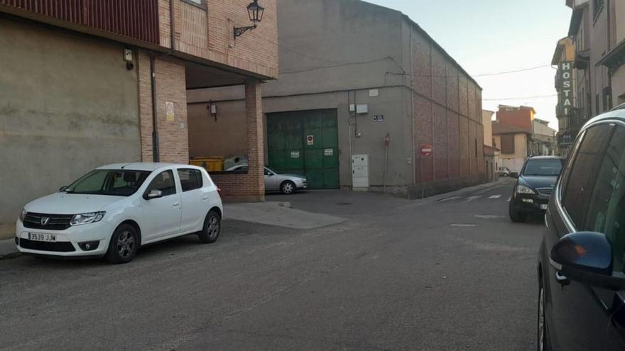 Confluencia de las calles Dominicos y Padre José Navarro, en las que se renovarán los firmes. | C. T.