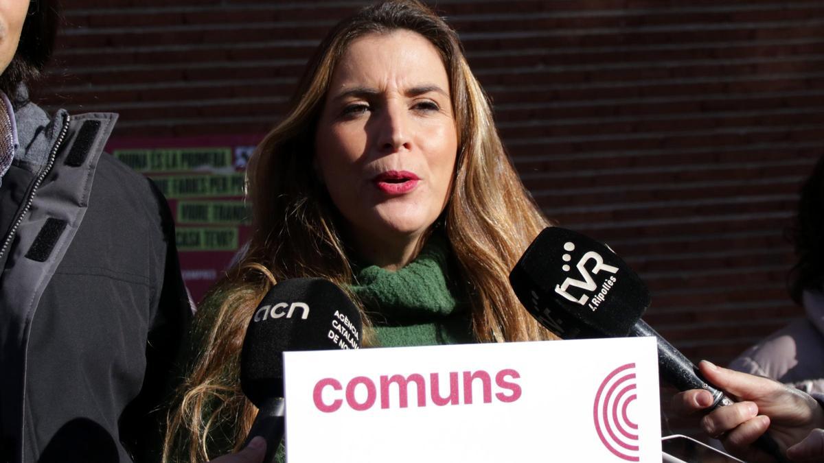 La coordinadora nacional dels Comuns, Candela López, durant la seva intervenció a Ripoll