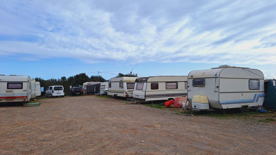 El dilema para empadronarse en Ibiza cuando vives en una caravana: &quot;la ley me ampara pero me cierran las puertas&quot;
