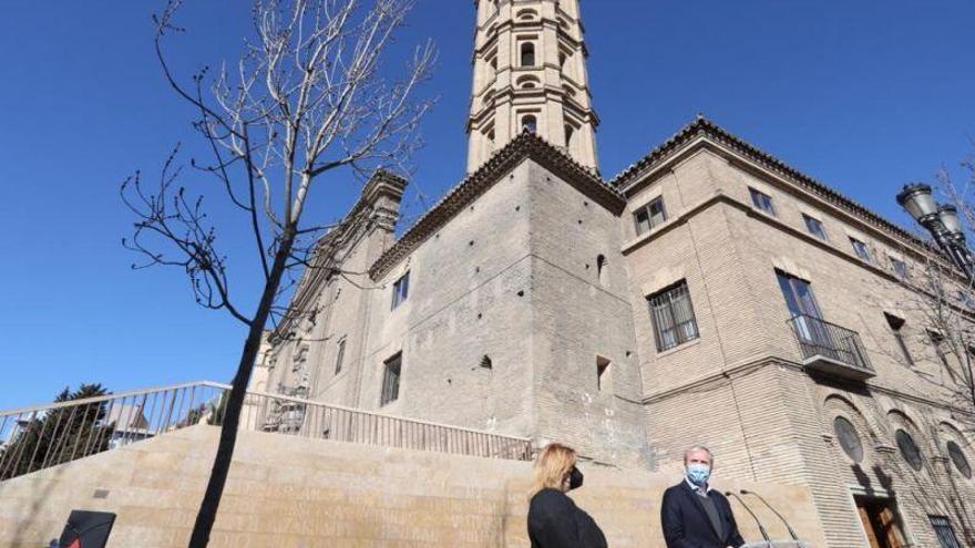 Zaragoza rinde homenaje a los muertos en el atentado de San Juan de los Panetes