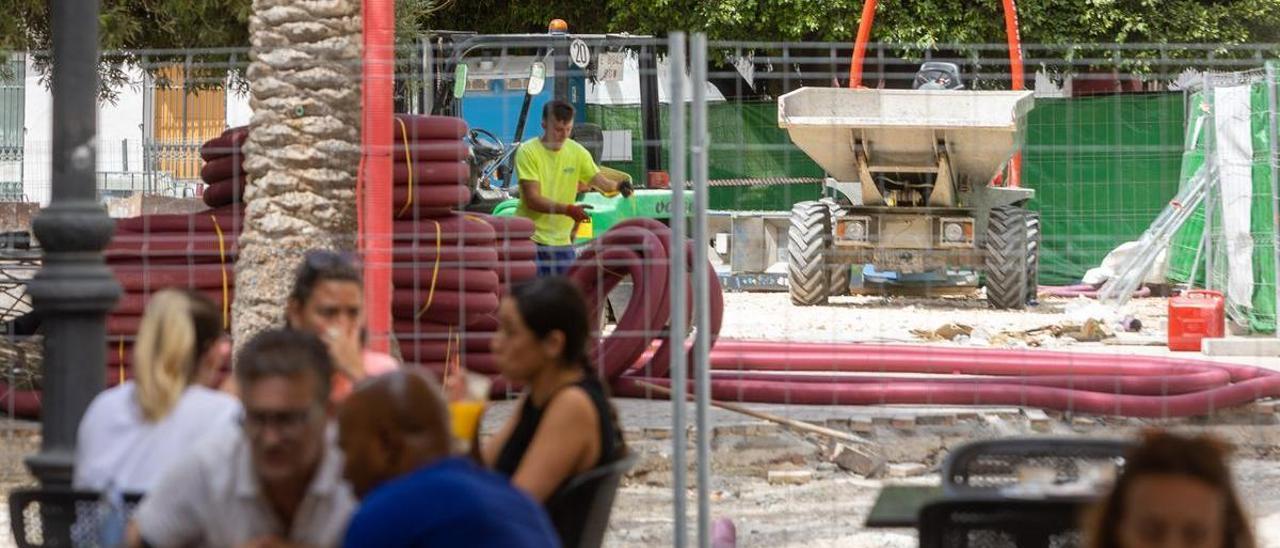 Los trabajos han vuelto al entorno de la plaza Nueva, en una actuación que el Ayuntamiento prevé finalizar en un mes