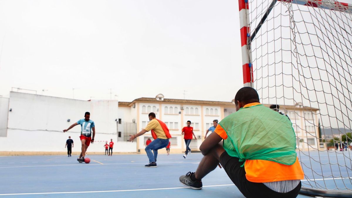 Jornadas socioculturales para personas sin hogar en el colegio Trinitarios.