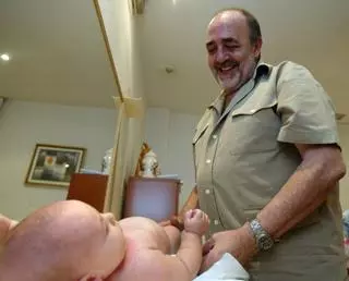 Fallece Pere Enguix, el médico que cambió la forma de nacer