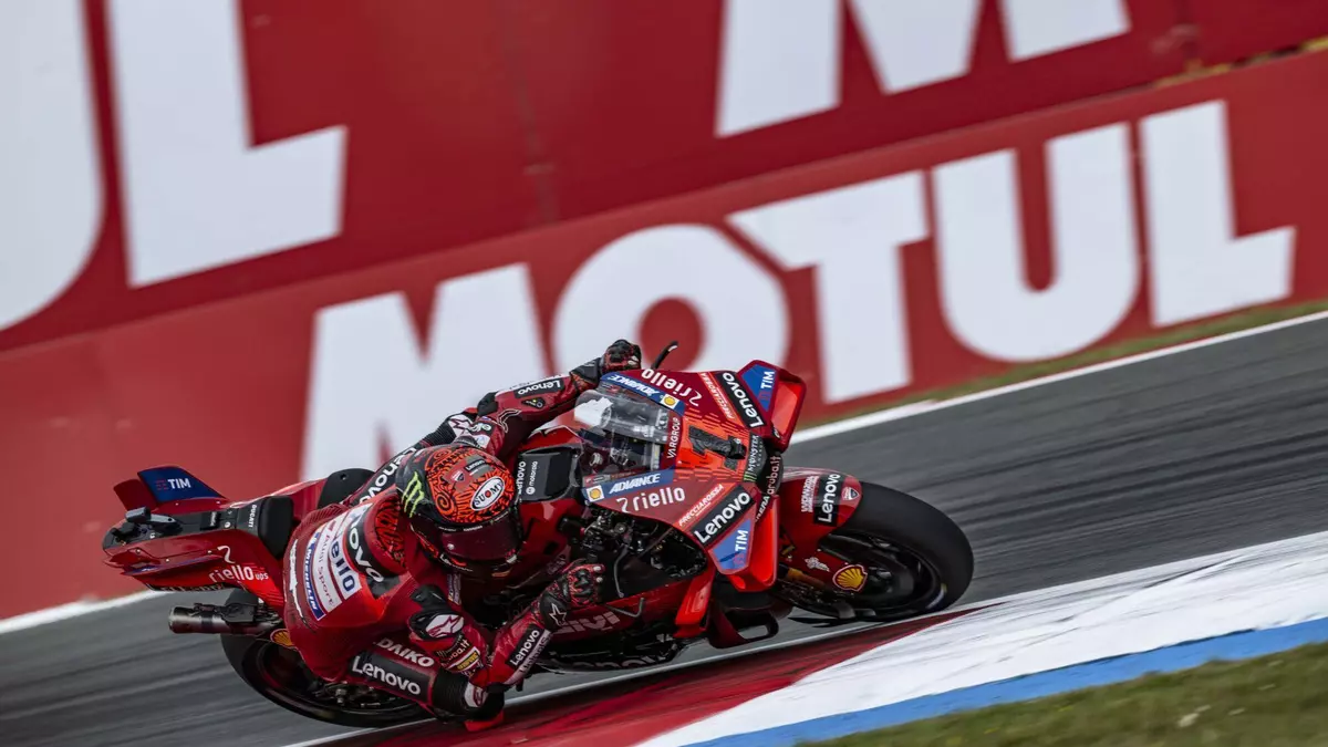 Bagnaia: "Estoy siempre mirando a los primeros, pero sin opciones de ganar"