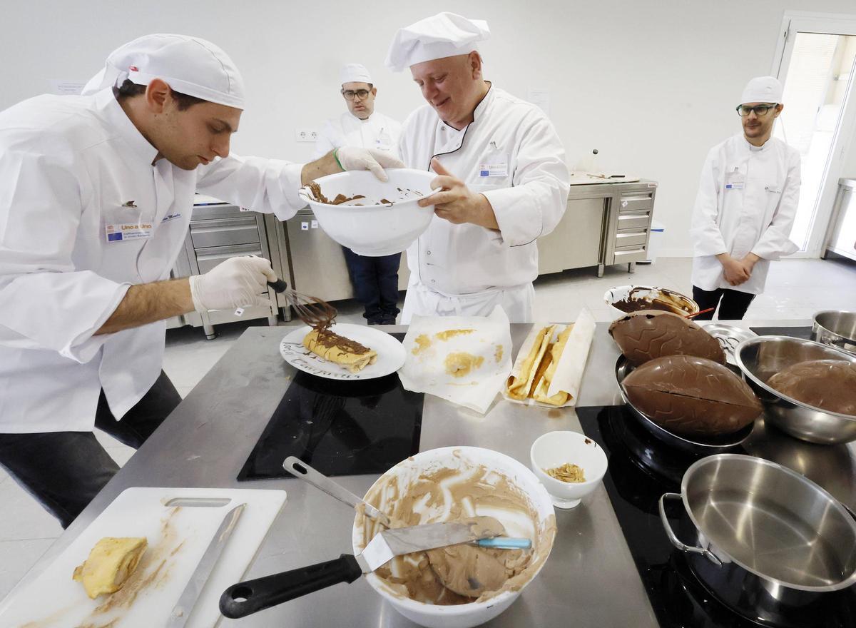 Menela regala huevos de pascua a Aldeas Infantiles Menela regala huevos de pascua a Aldeas Infantiles