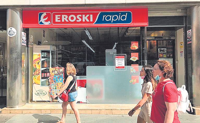 Los supermercados de barrio ganan espacio en el centro de Palma