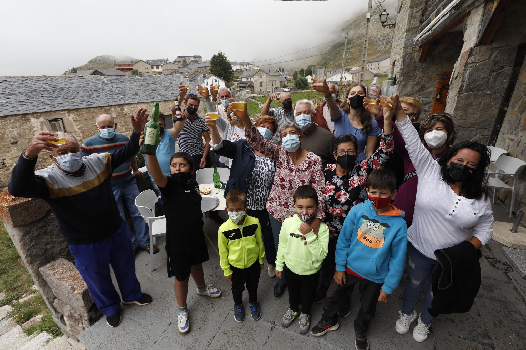 Santa María del Puerto (Somiedo), una fiesta para celebrar el Pueblo Ejemplar