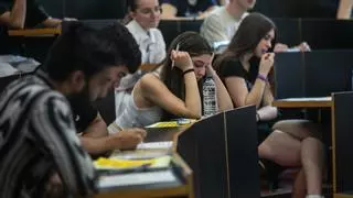 Directo | El examen de Lengua y Literatura Castellana abre la selectividad en Catalunya