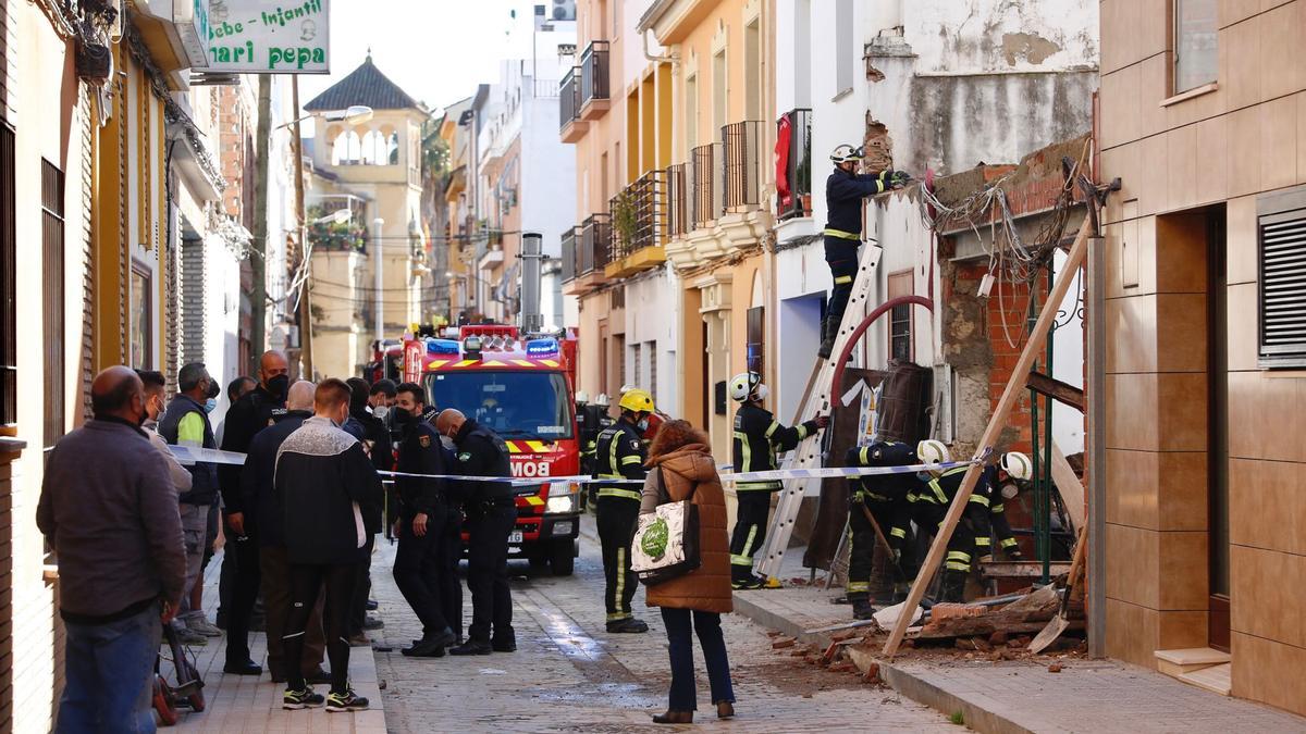 Derrumbe de una casa en obras en la calle de San Acisclo de Córdoba