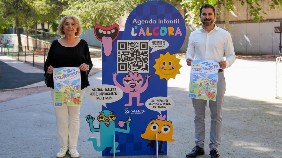 El alcalde, Samuel Falomir; y la concejala de Infancia, Ana Huguet, han presentado este jueves el festival infantil Terrisserets y la agenda infantil.