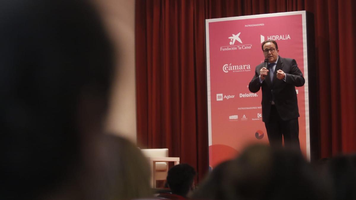 El vicepresidente de la Fundación Cede, Ramón Adell, inaugura la Jornada de Jóvenes &#039;Talento en Crecimiento&#039;