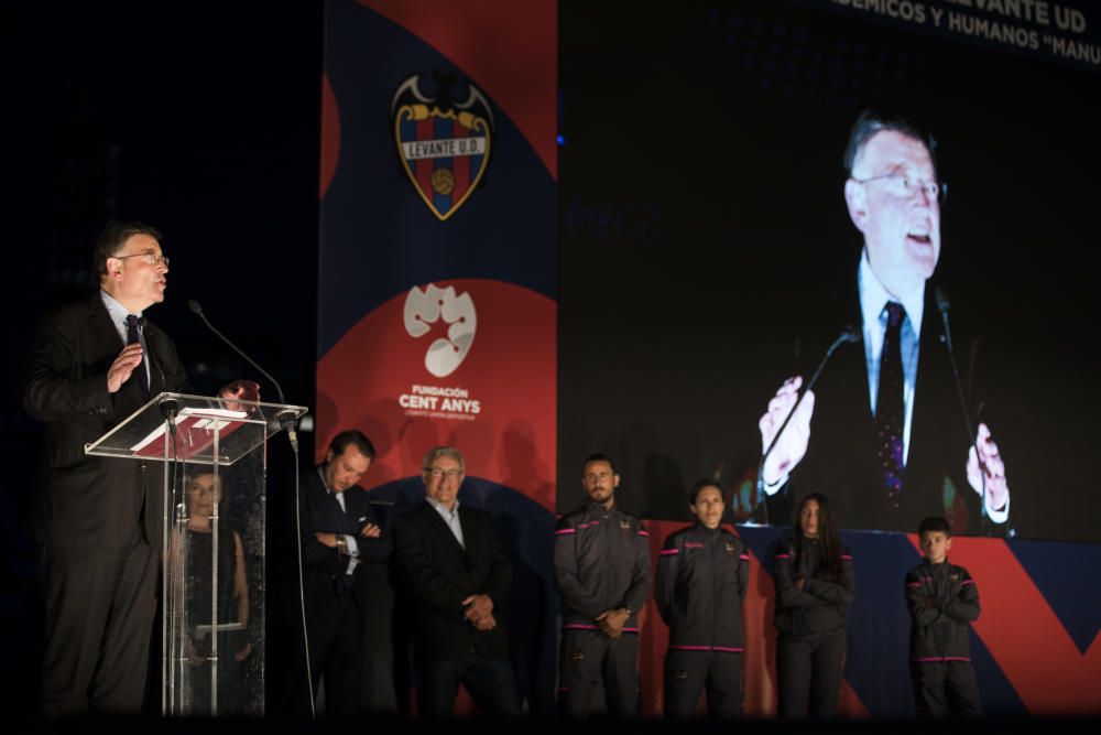 Presentación de la nueva ciudad deportiva del Levante UD en Nazaret