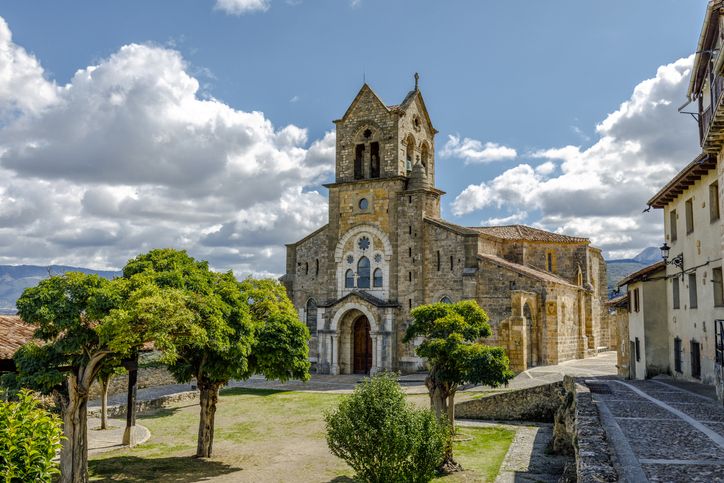 Iglesia parroquial de San Vicente Mártir y San Sebastián, en Frías.