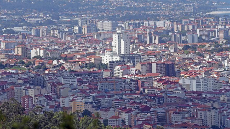 Las historias de los asturianos que estrenaron la Variante: del maquinista asturiano que estreno el AVE de Sevilla a los amigos que van a León a comer cocido.