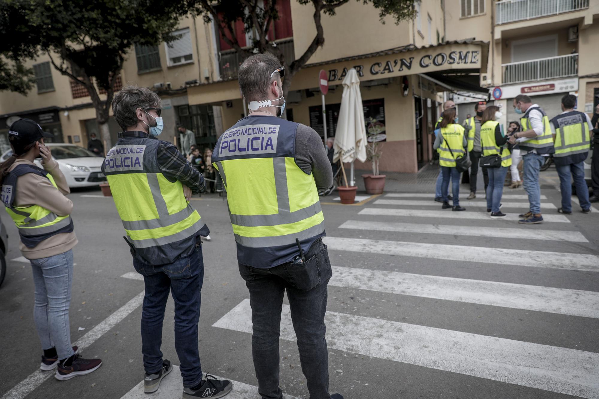 Desescalada de la tercera ola del coronavirus en Mallorca: Policía y Guardia Civil intensifican los controles en playas, bares y carreteras