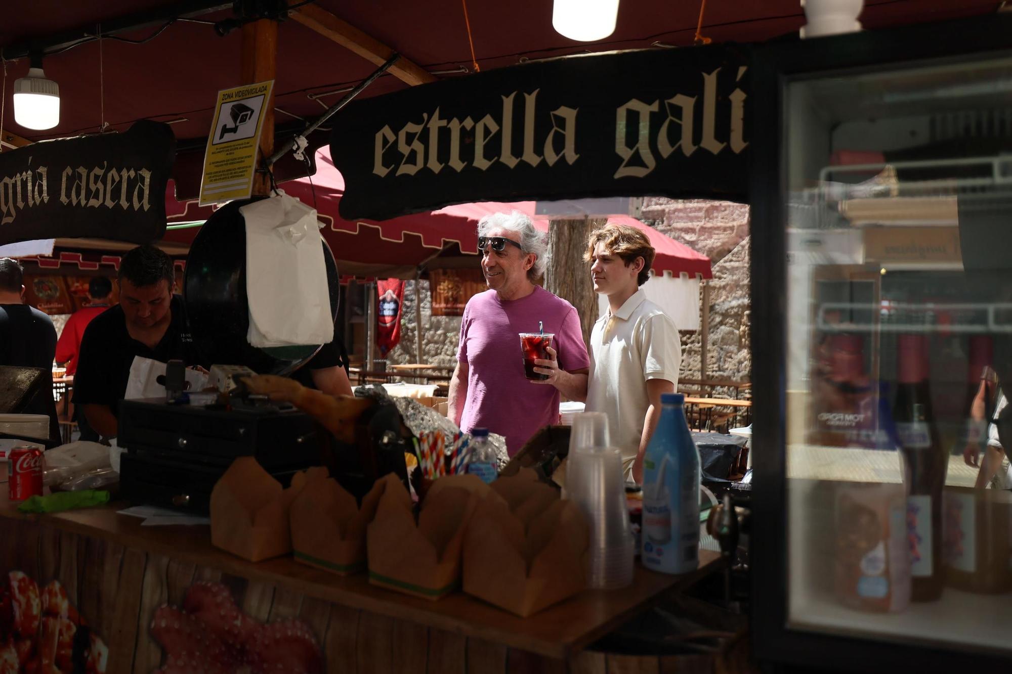 Compras de último día en la feria Eivissa Medieval