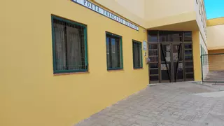 Hallan muerto al conserje del colegio de La Herradura
