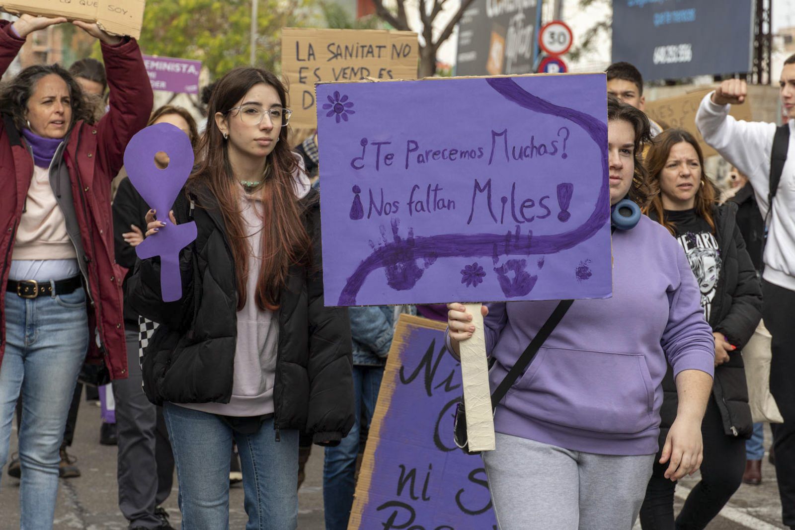 Así fue la manifestación del 8M en el Port de Sagunt