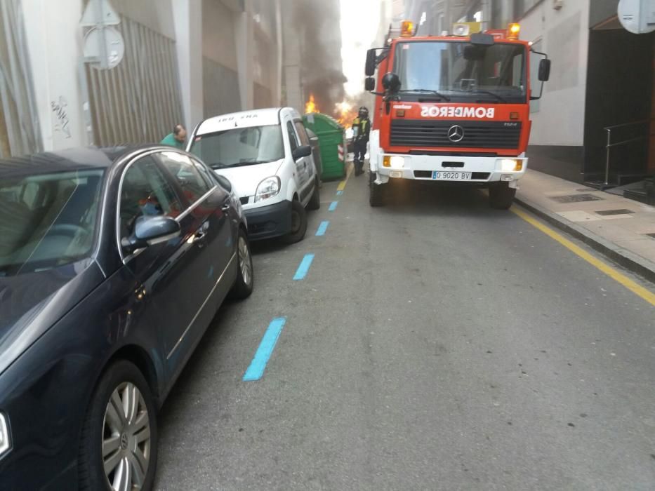 Oleada de incendios en contenedores de Gijón