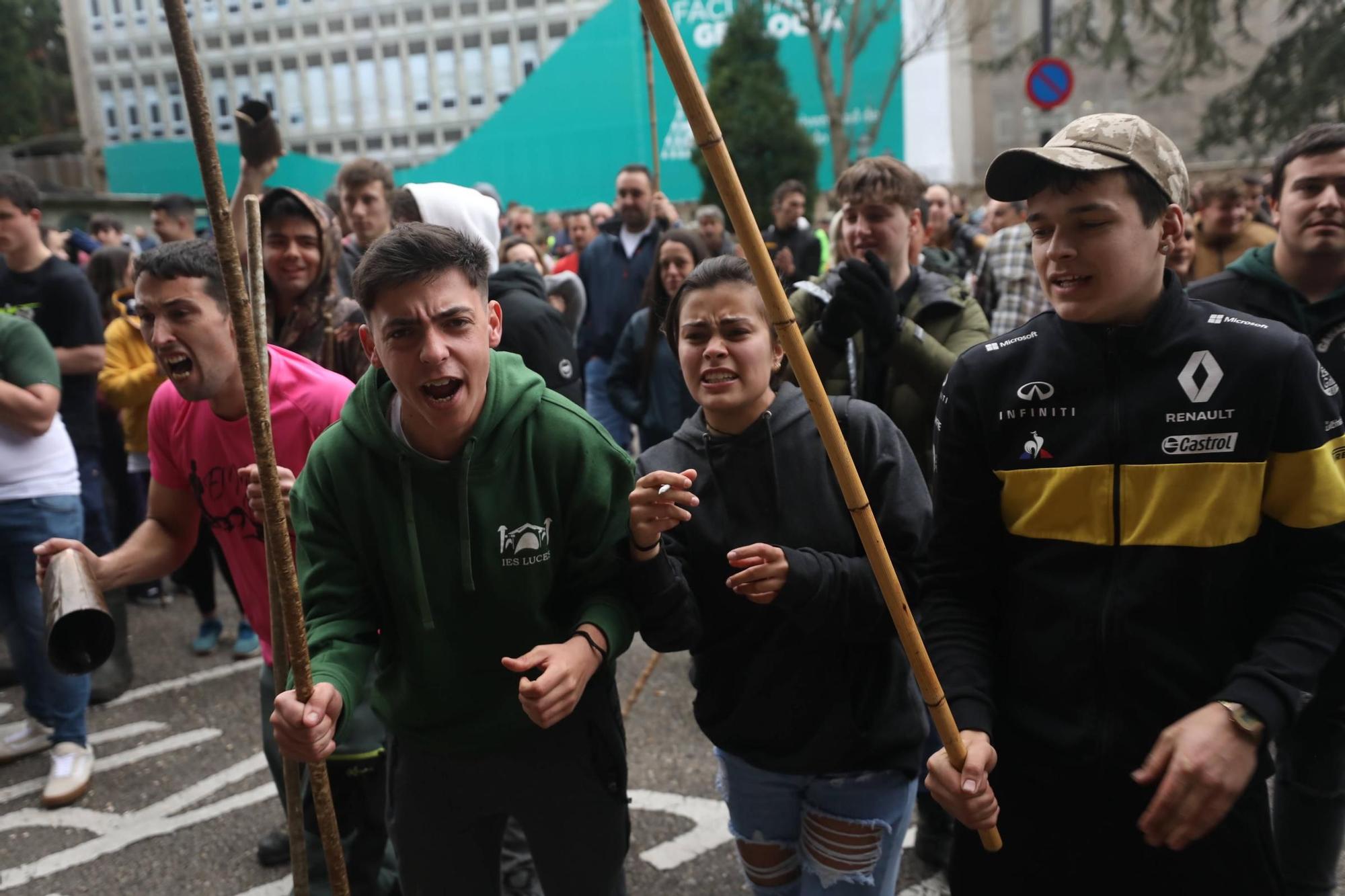 Protestas de los ganaderos y agricultores en Oviedo