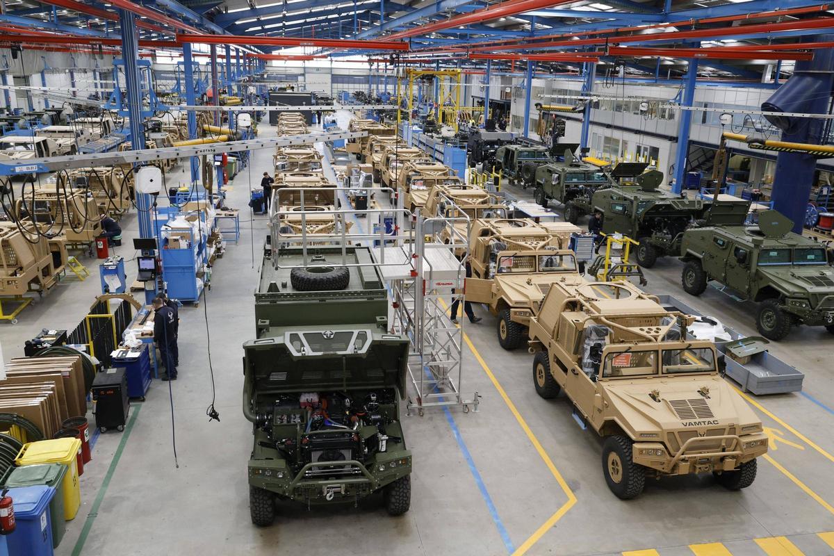 Urovesa se prepara para un auge del 50% en la demanda de sus vehículos tácticos ante el aumento del gasto en Defensa