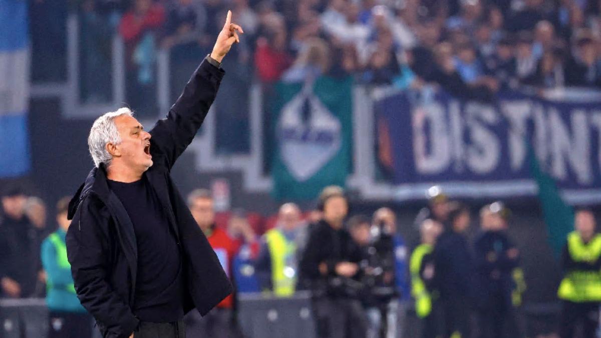 Mou y su famoso dedo