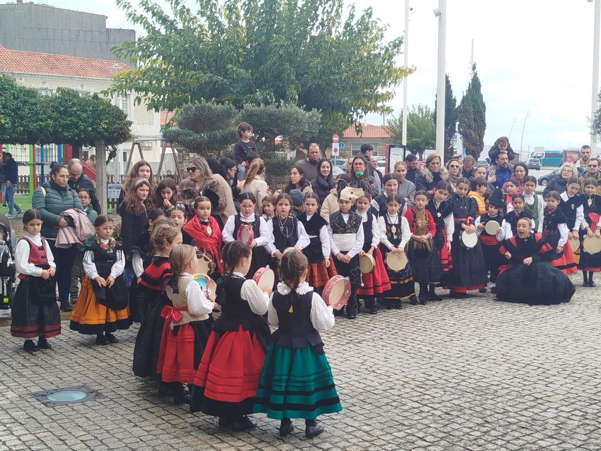 Miembros de la asociación Cantodorxo.