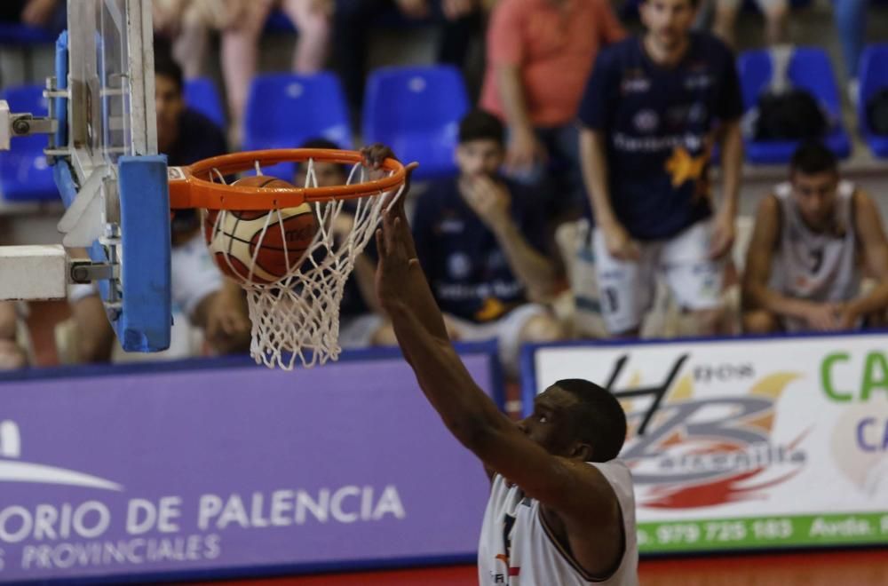 Partido del play-off de ascenso a ACB entre el Palencia y el Oviedo Baloncesto