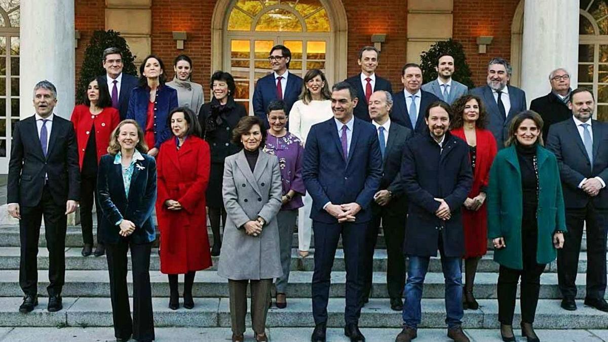 Foto de família del Govern de Pedro Sánchez.