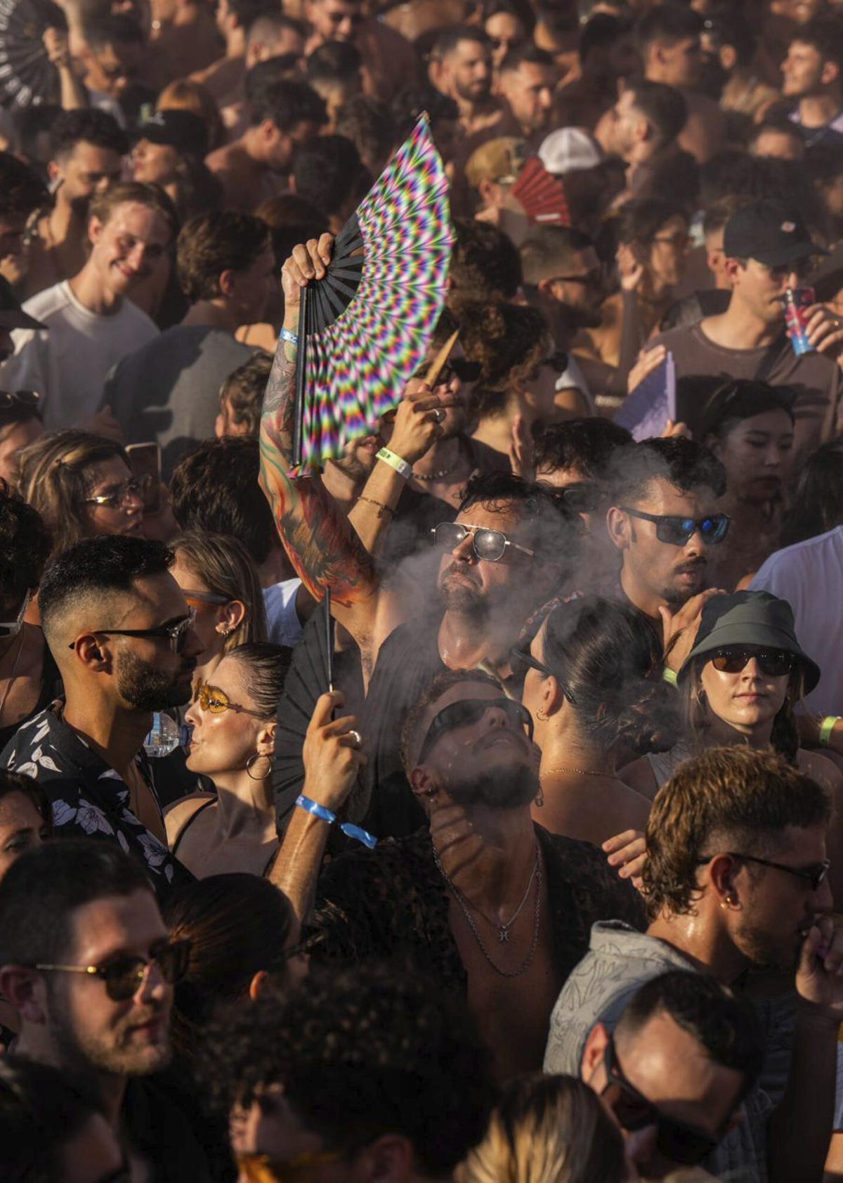 Les onades de calor fan saltar les alarmes als festivals de música