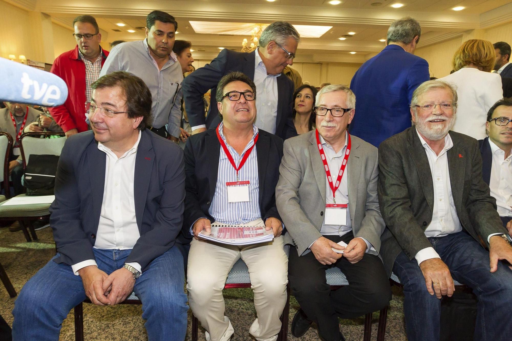 Guillermo Fernández Vara, 30 años al servicio de Extremadura