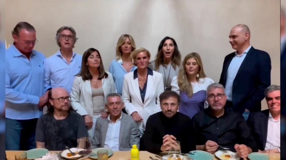 José Mota, Santiago Segura, Bertín Osborne y Susanna Griso, entre otros famosos, protagonizan un divertido reto en un restaurante de Madrid