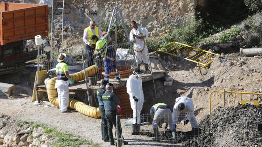 La inspección del pozo acabará hoy si se alcanza la profundidad máxima de 16 metros