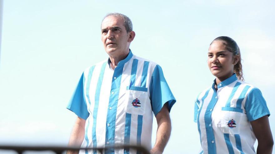 Vuelven los uniformes de César Manrique: Lanzarote recupera una de sus imágenes más icónicas