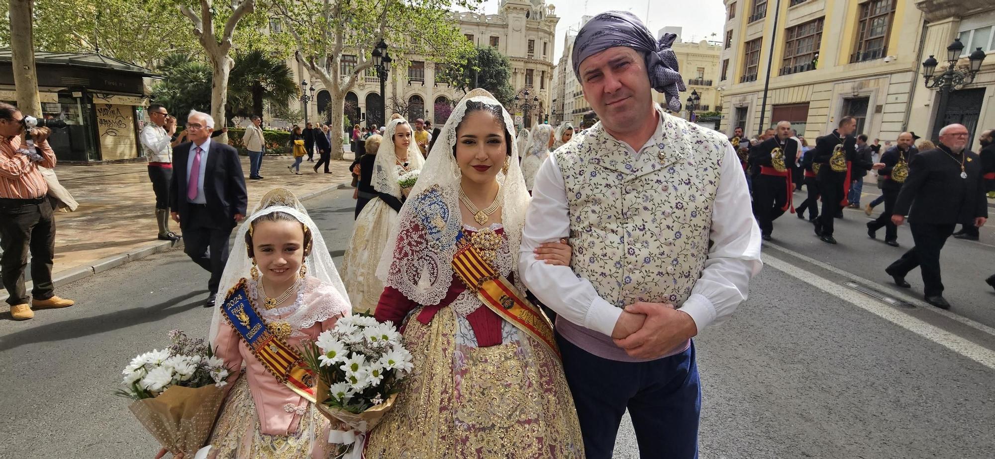 Las Fallas en la Ofrenda de San Vicente Ferrer 2024