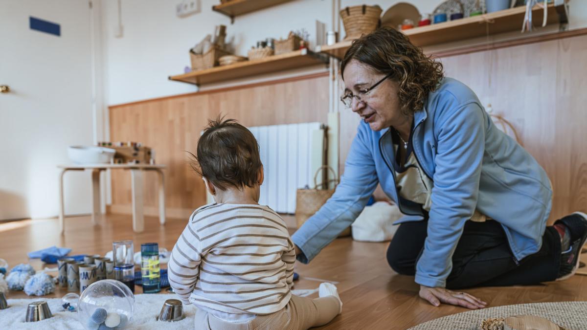 Imagen de recurso de una escuela infantil, algo que, de media, en España ya supera los 500 euros al mes y supone otro escollo para la natalidad española