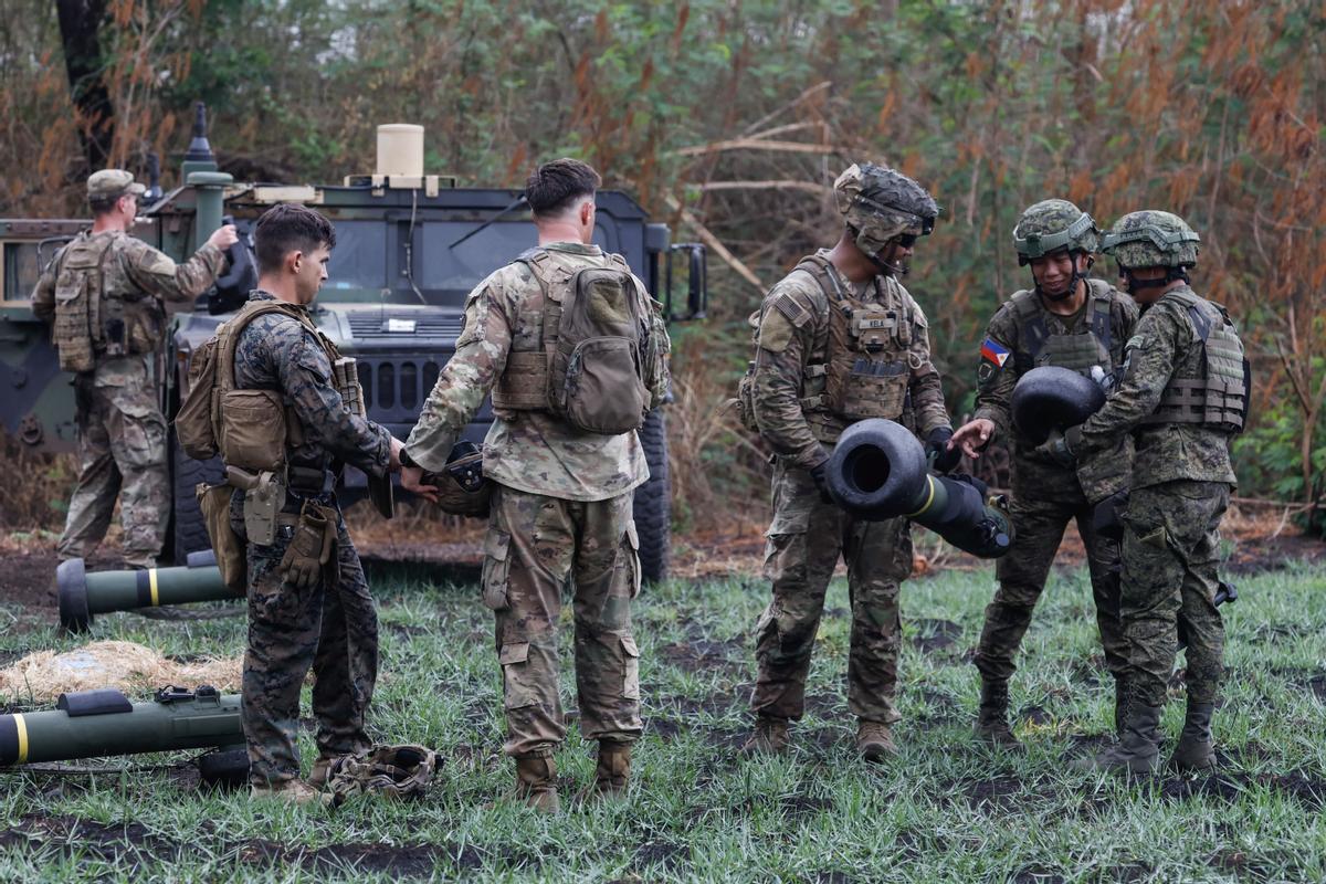 EEUU y Filipinas realizan sus mayores ejercicios militares conjuntos de la historia