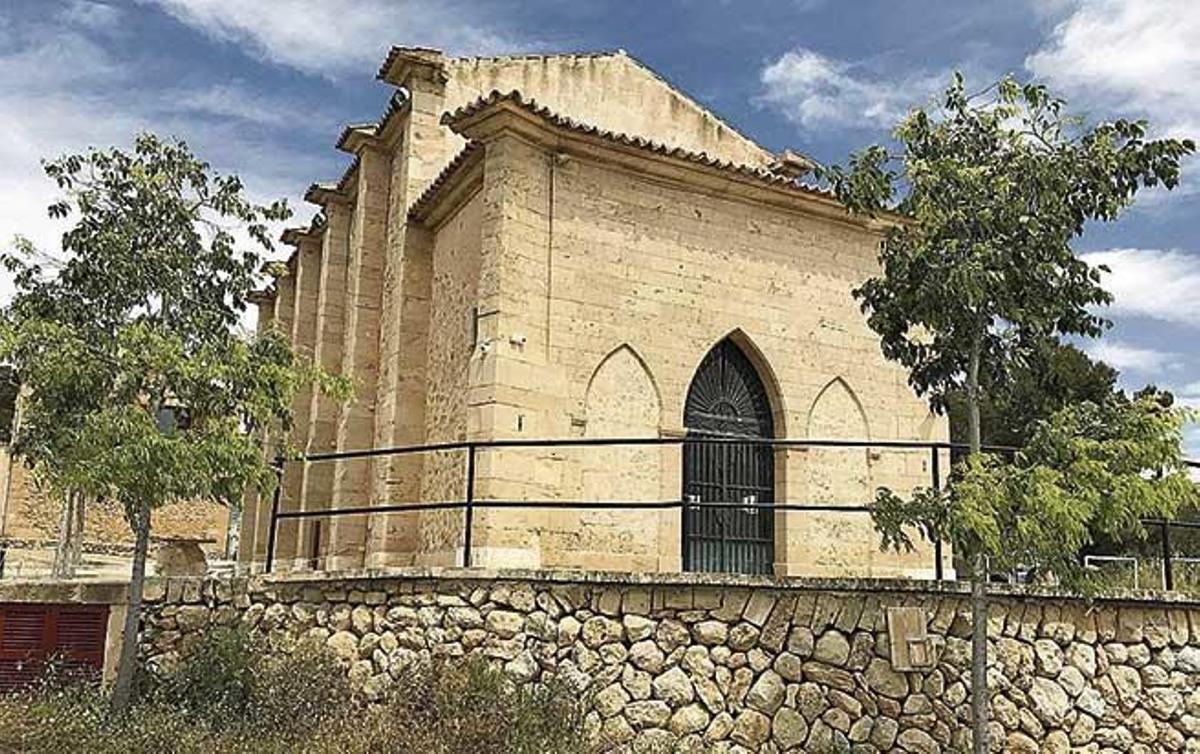 Una vista de la ermita del Oratorio de Portals Nous.