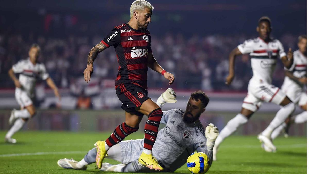 El Flamengo fue mucho más efectivo que el Sao Paulo