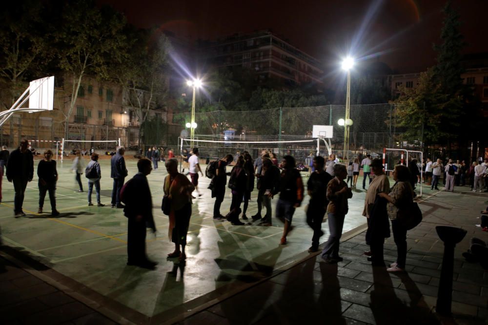 Colegios ocupados antes del referéndum ilegal en Cataluña