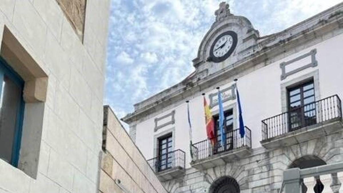 Fachada del Ayuntamiento.