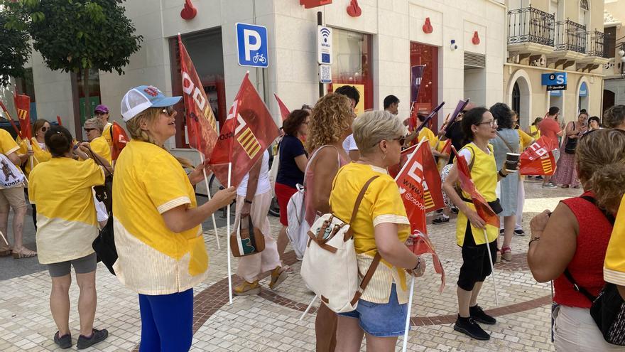 Las trabajadoras de Limpiezas Córdoba no cobran y reanudan las protestas