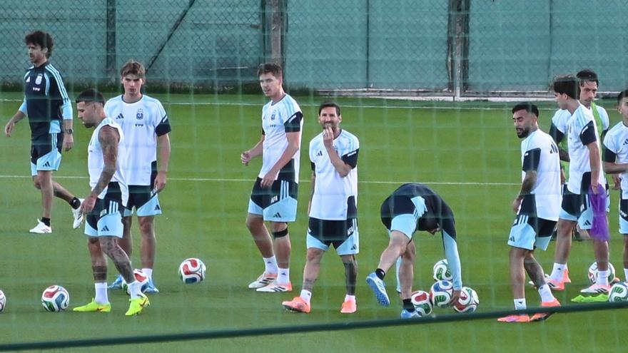 Messi se entrena en Algorfa durante la concentración de la Selección Argentina