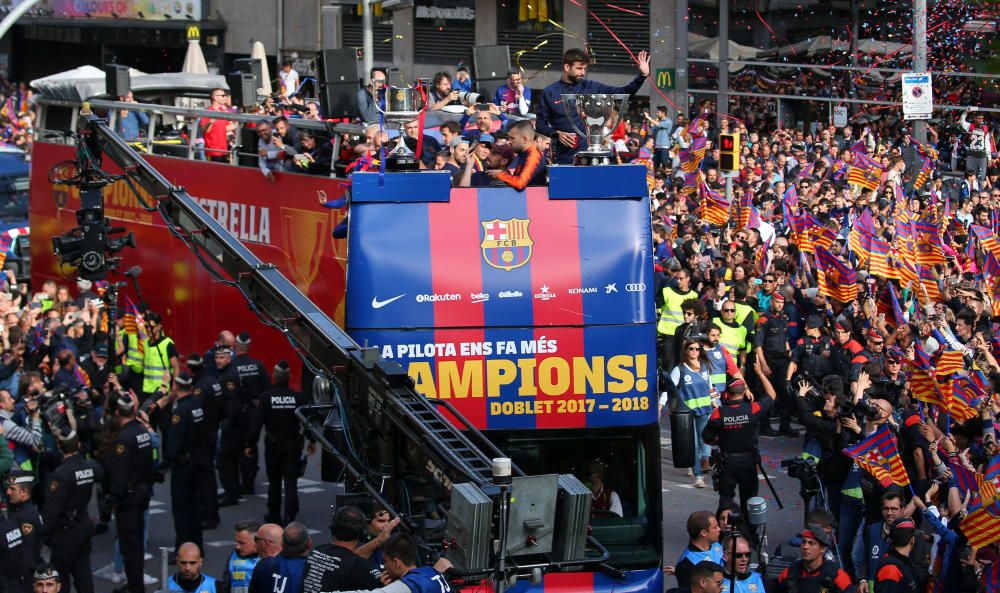 Rua del Barça: les millors fotos de la festa dels campions