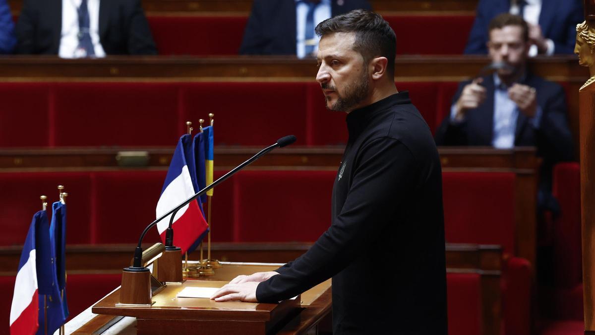 El president d'Ucraïna, Volodímir Zelenski, durant el seu discurs davant l'Assemblea Nacional Francesa, divendres.