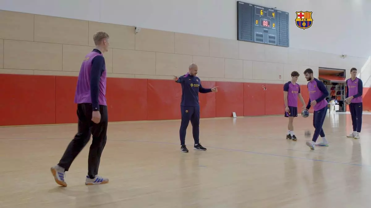 Así ha sido el entreno del Barça de balonmano con Konstantin Igropulo al mando